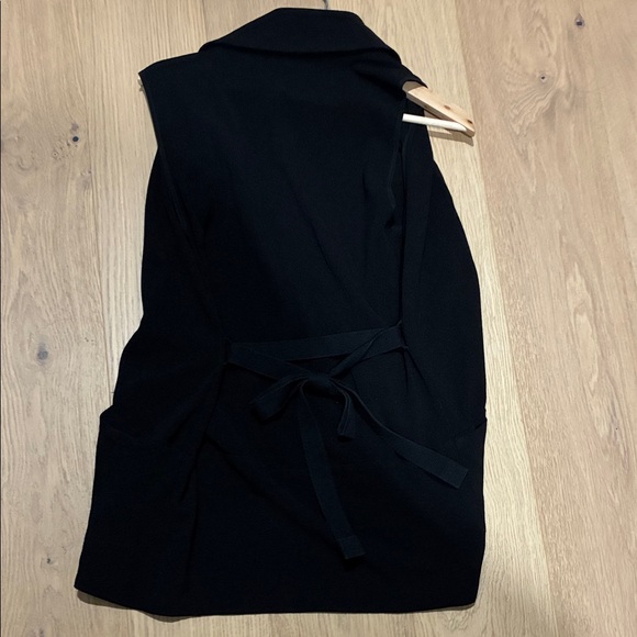 Wilfred Black Vest - Picture 3 of 3